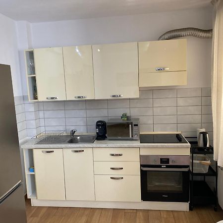 Royal Suite Unirii-2 Bdr Apartment Букурещ Екстериор снимка