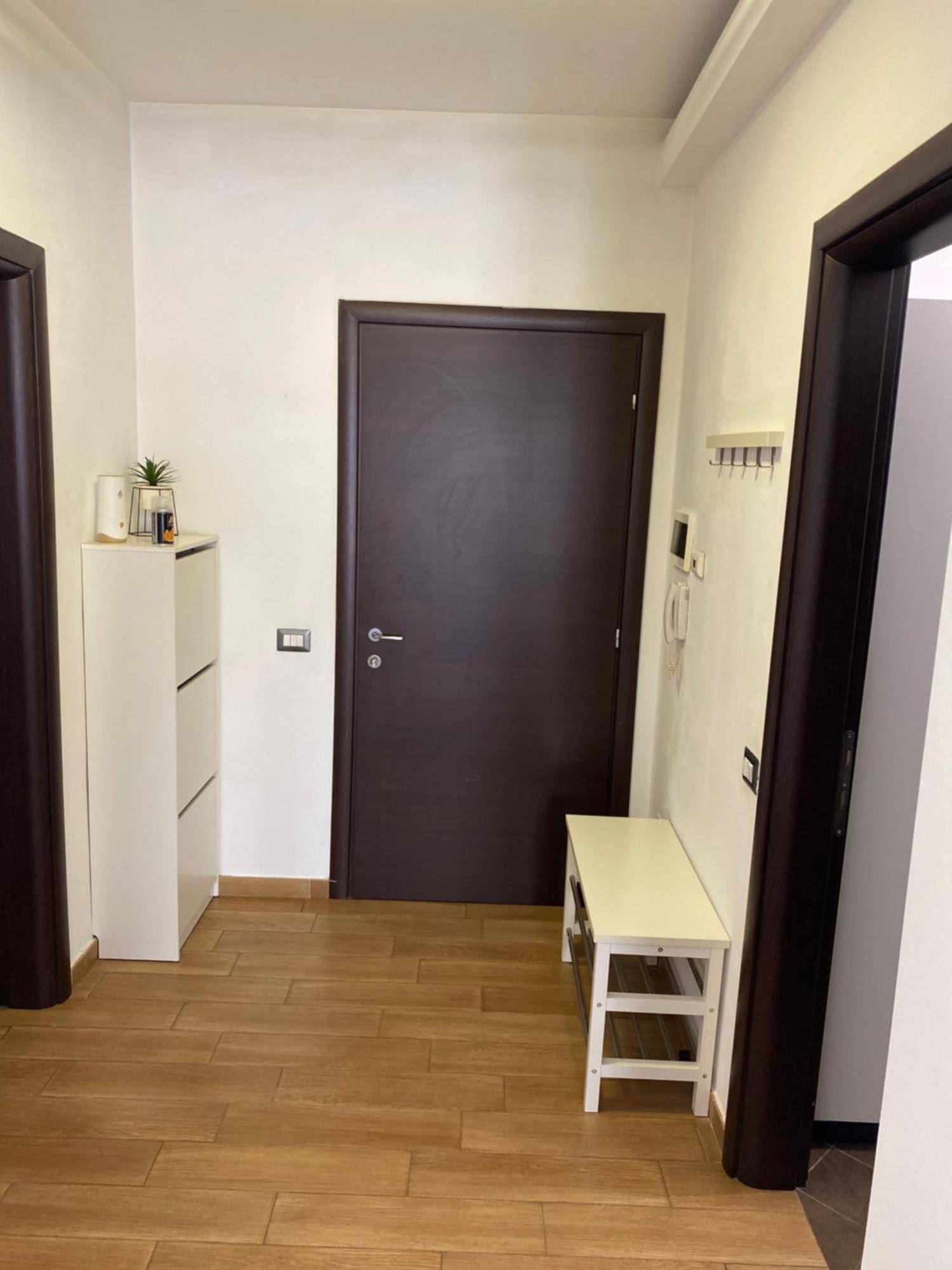 Royal Suite Unirii-2 Bdr Apartment Букурещ Екстериор снимка