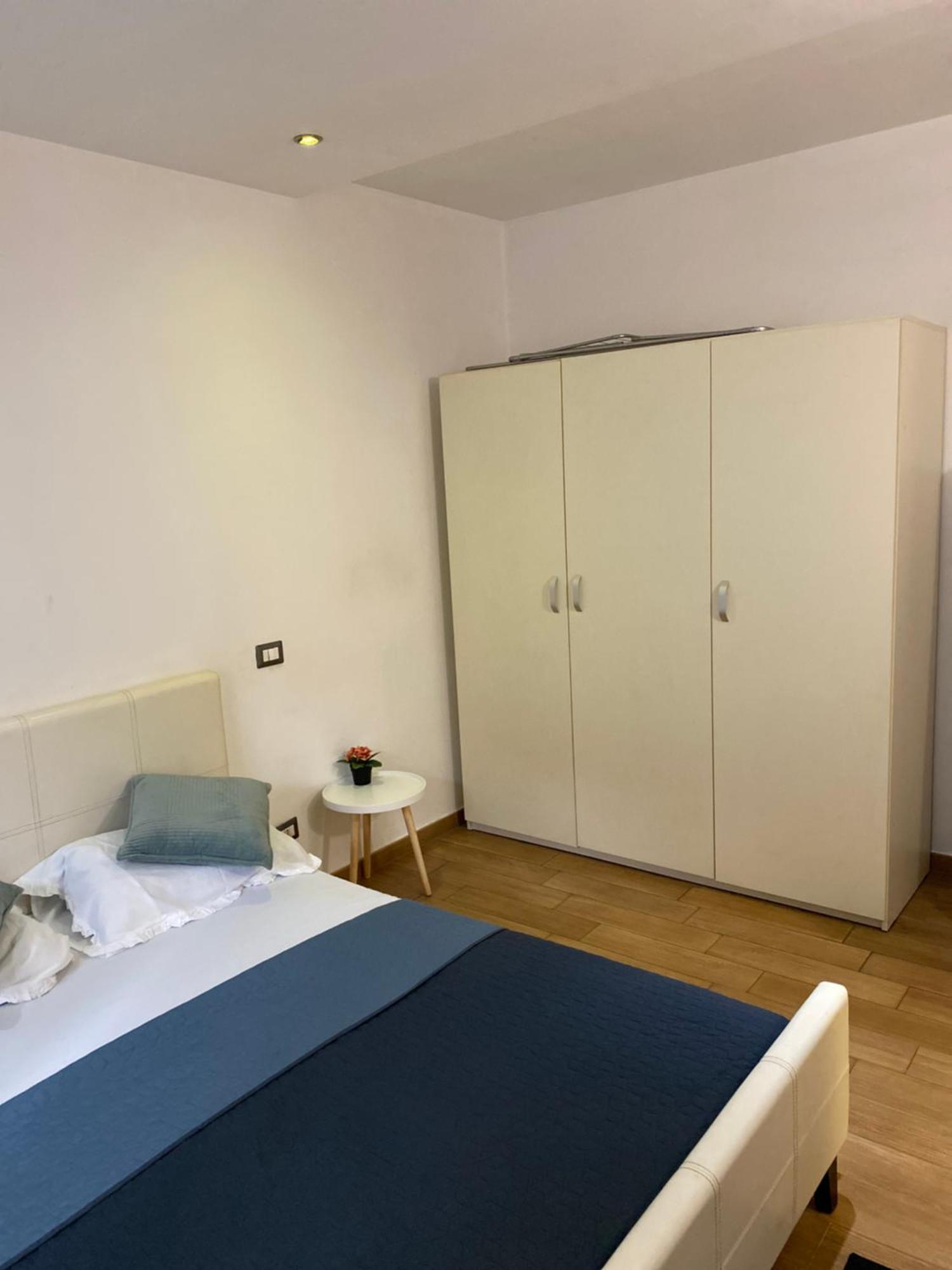 Royal Suite Unirii-2 Bdr Apartment Букурещ Екстериор снимка