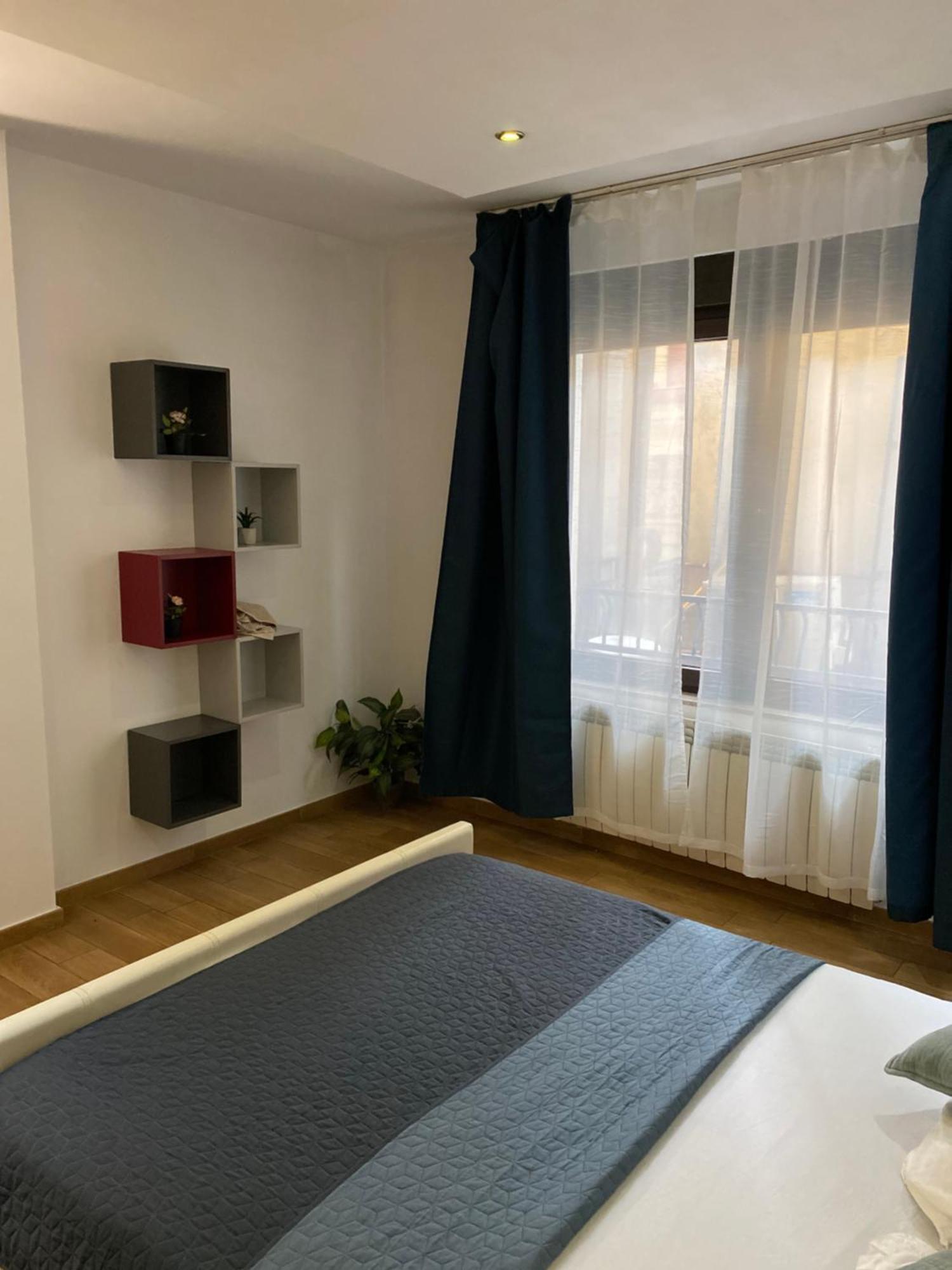 Royal Suite Unirii-2 Bdr Apartment Букурещ Екстериор снимка